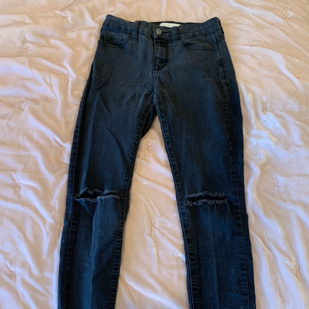 fancy black ripped jeans!